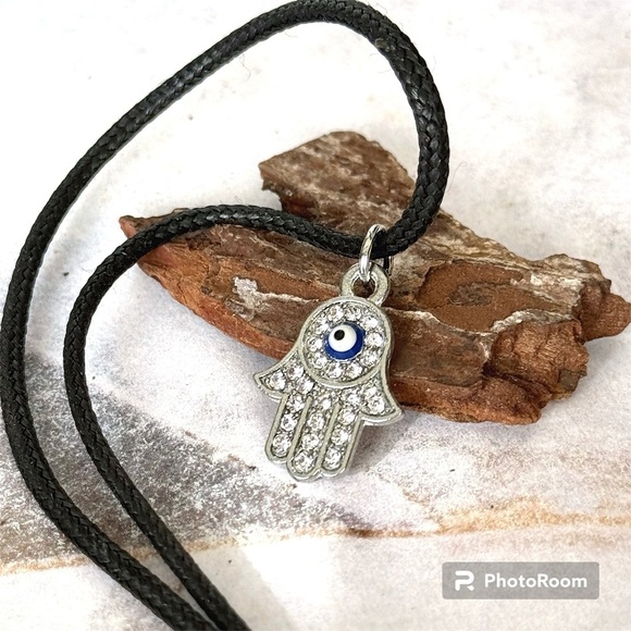 5 For $25💫Small Silver Hamsa Hand Pendant Necklace - Picture 5 of 6